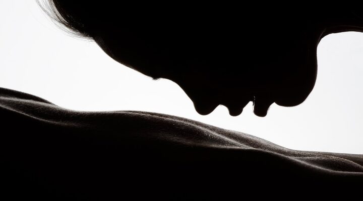 Conexão Íntima no Mundo Moderno: Estratégias para Cultivar Relacionamentos e Vida Sexual