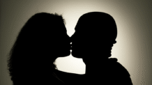 Vida Sexual no Modo Anônimo: Liberte o Prazer Sem Barreiras
